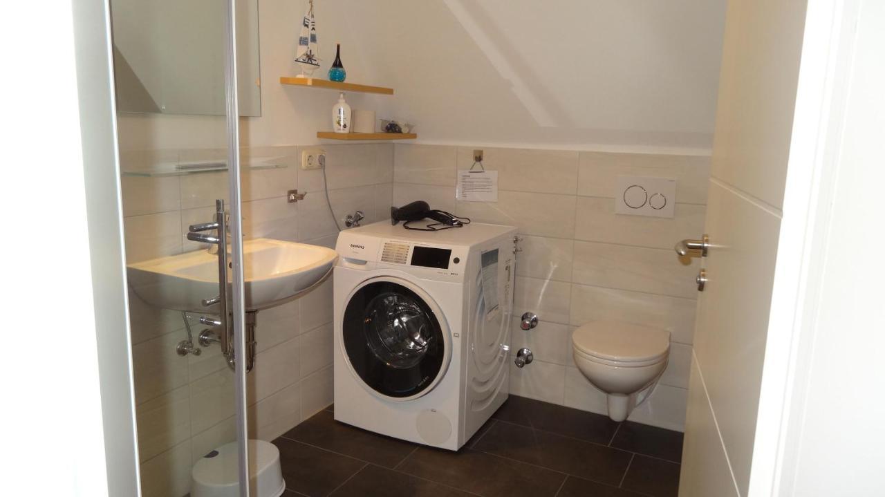 Ferienwohnung In Ruhiger Lage Und Mit Balkon - Ferienhaus Solamar Fewo Og Breege Buitenkant foto