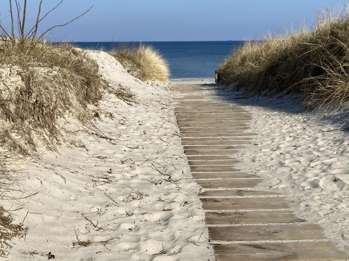 Ferienwohnung In Ruhiger Lage Und Mit Balkon - Ferienhaus Solamar Fewo Og Breege Buitenkant foto