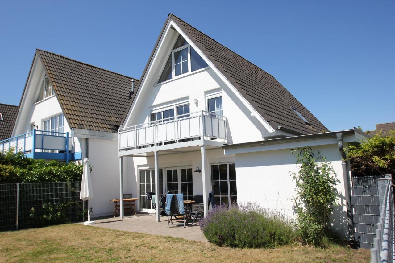 Ferienwohnung In Ruhiger Lage Und Mit Balkon - Ferienhaus Solamar Fewo Og Breege Buitenkant foto